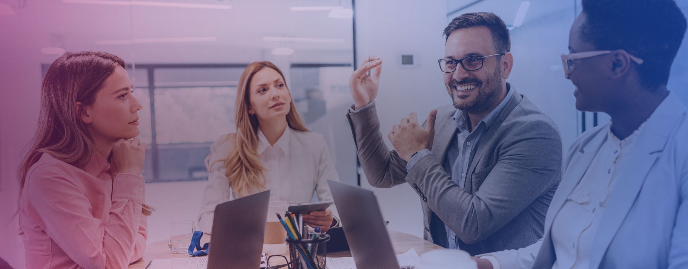 Hero Banner Azets UK - Latest interest rate reduction provides an early Christmas present for UK SMEs.jpg