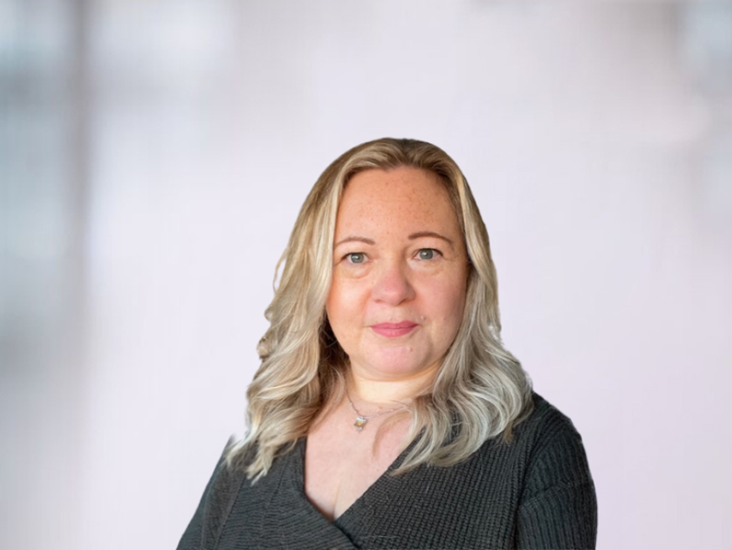 Uk Head Shot Vanessa Pople Witney