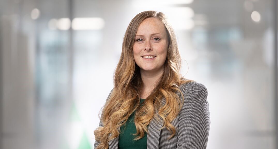 Uk Head Shot Katie Watson Azets Hertford 8 Copy