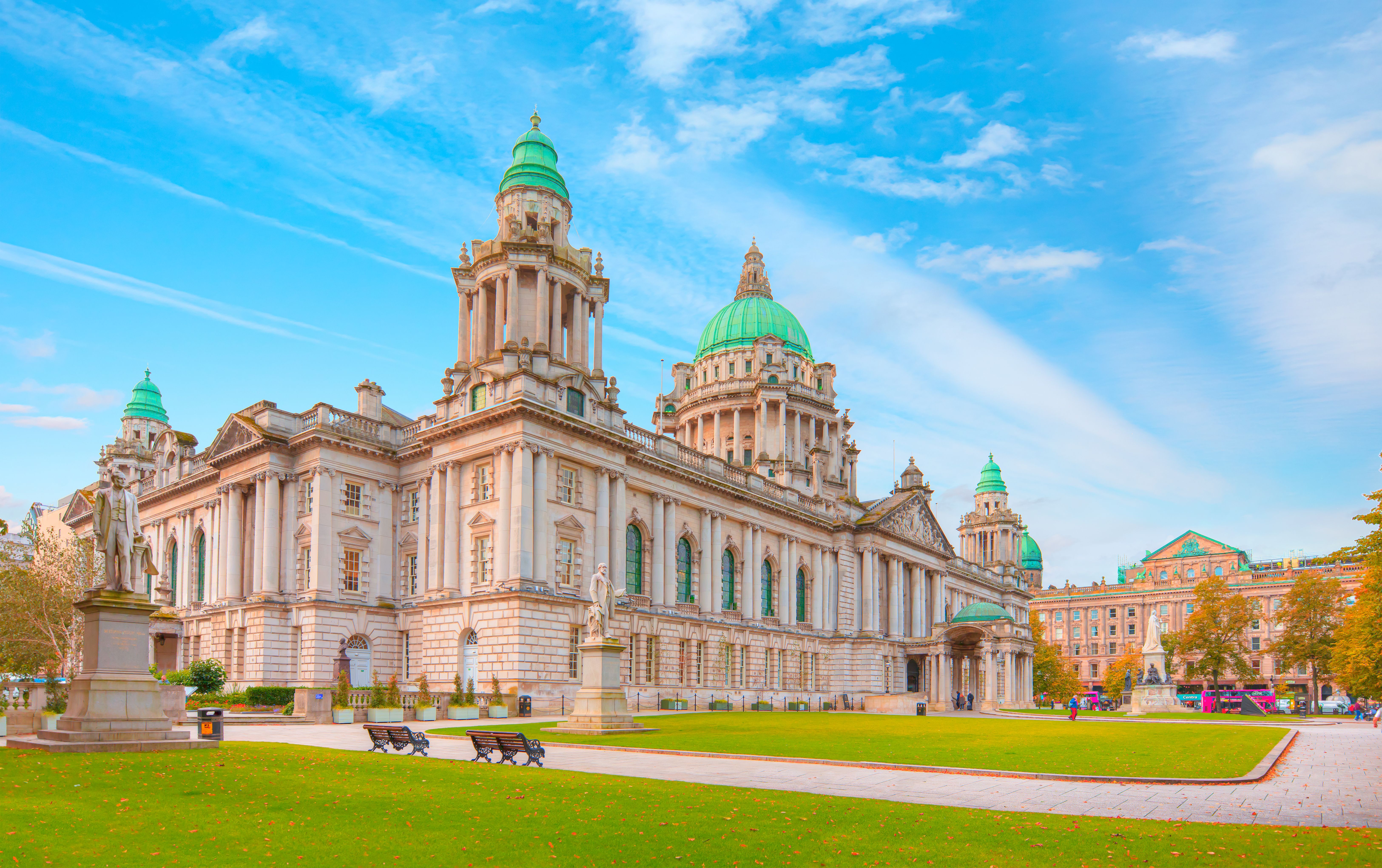 image of belfast city hall