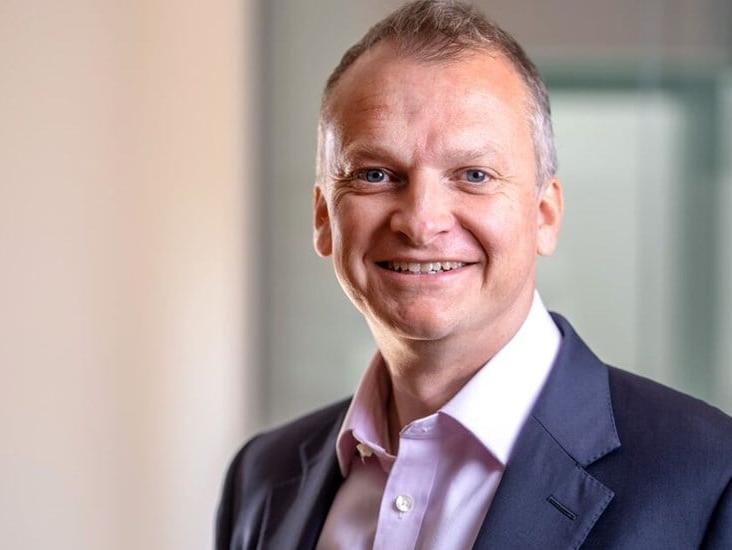 Uk Head Shot Jeremy Gardner Pc008