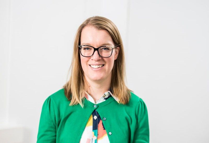 Uk Head Shot Sophie Huddleston 04 300dpi