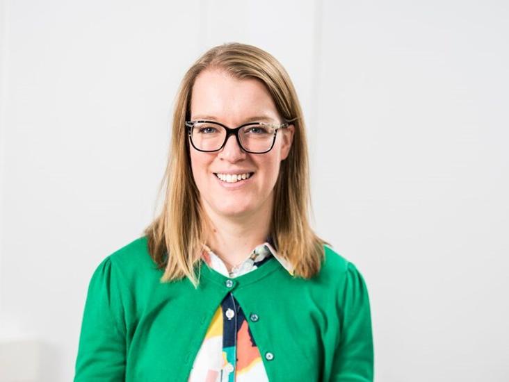 Uk Head Shot Sophie Huddleston 04 300dpi