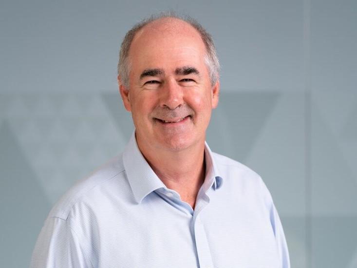 Uk Head Shot Neil Morrison 004 Col 300dpi