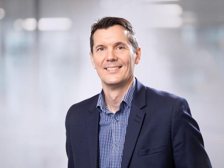 Uk Head Shot Rob Holmes Winchester 202322 Copy