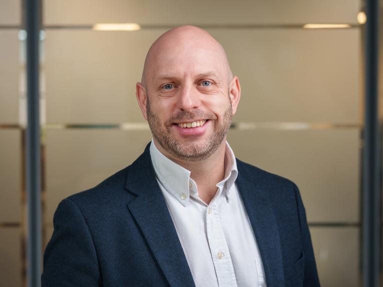 Uk Head Shot Graeme Dreghorn