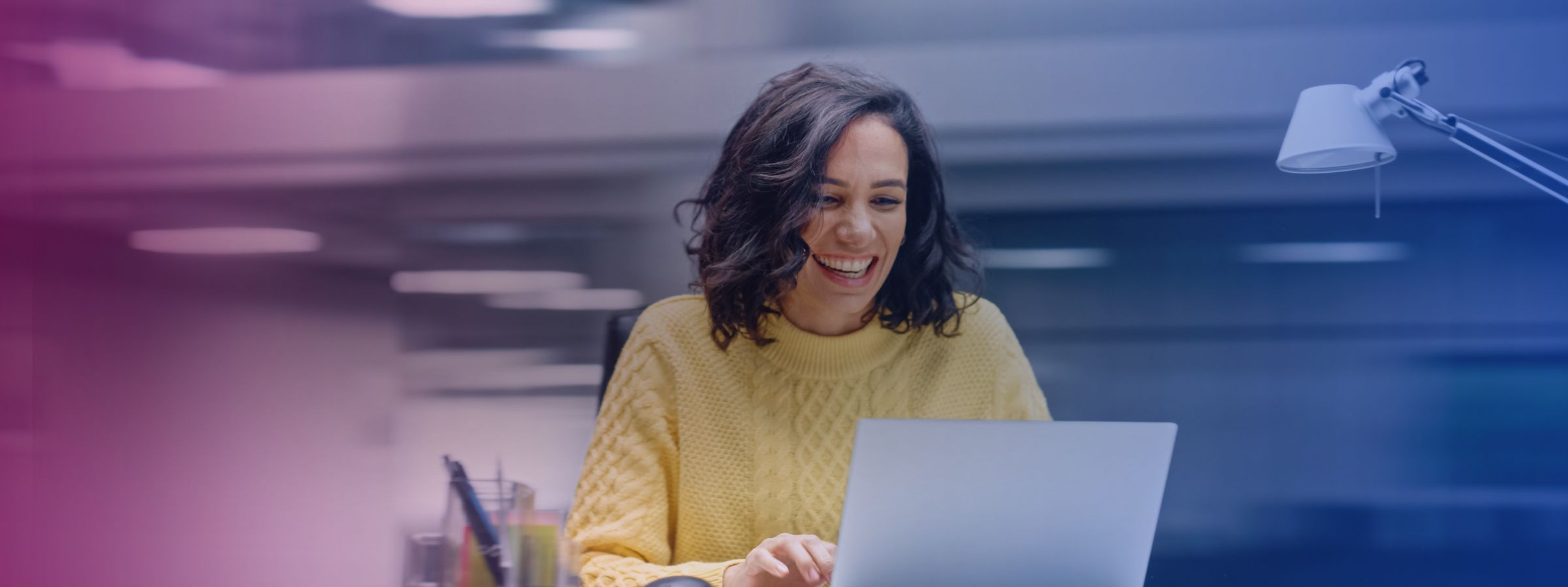 woman_laughing_laptop