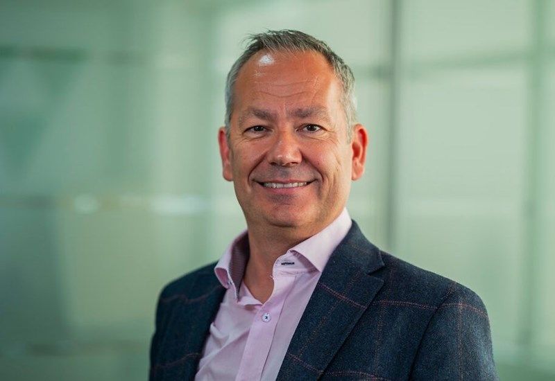 Uk Head Shot Paul Craig0070