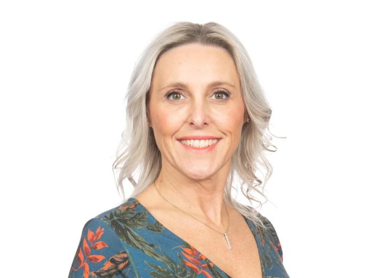 Uk Headshot Victoria Wainwright 1