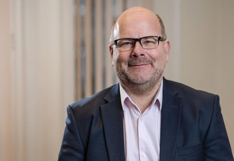 Uk Head Shot Paul East Southend 121222 Ms34