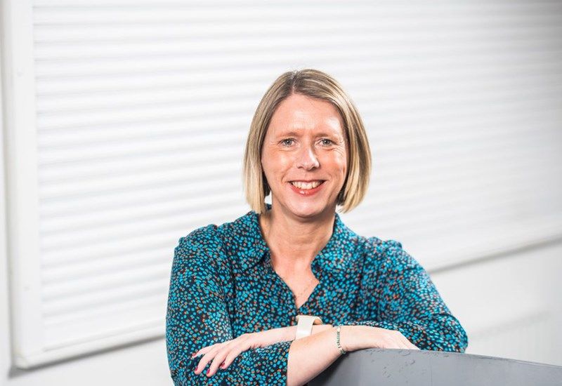 Uk Headshot Helen Davies