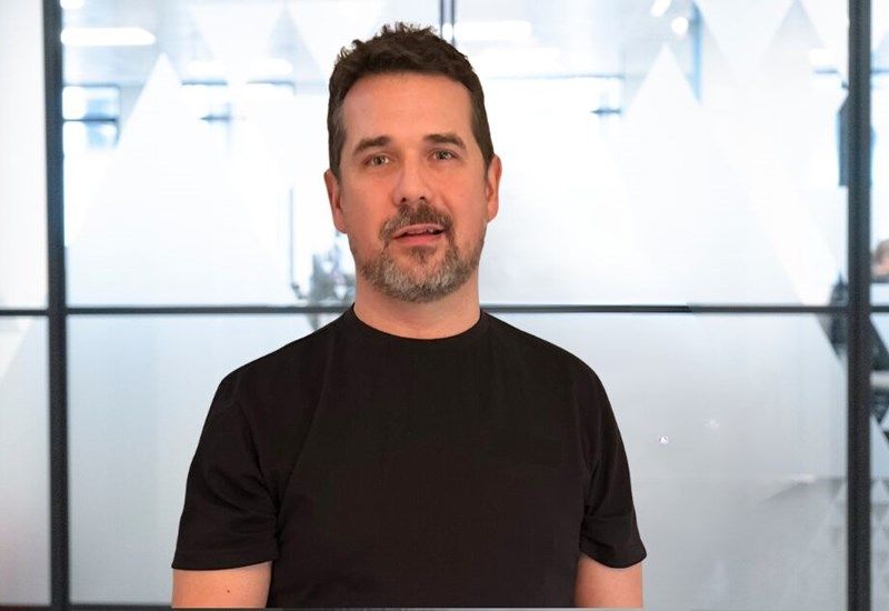 Uk Head Shot Peter Goss Headshot Edit