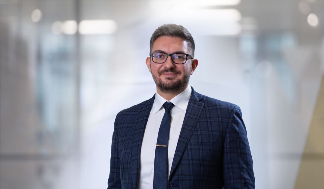 Uk Head Shot Adam East Beaconsfield25 Copy