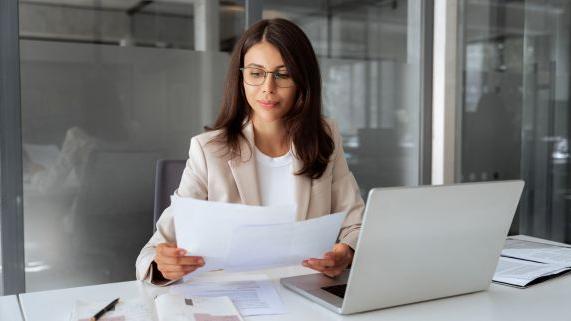 AZ UK Teaser - Driving UK Innovation Azets' advocacy for R&D tax relief.jpg