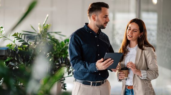 Az Uk Teaser   Tax Card 2526