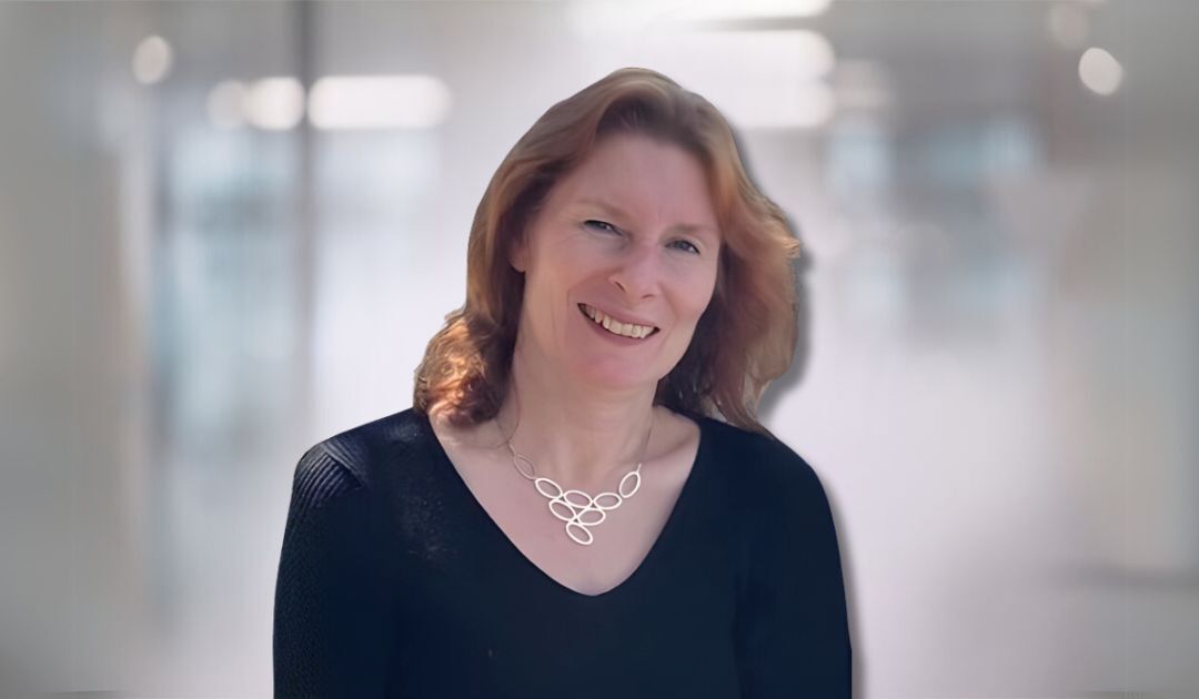 Uk Head Shot Debi Allen Headshot