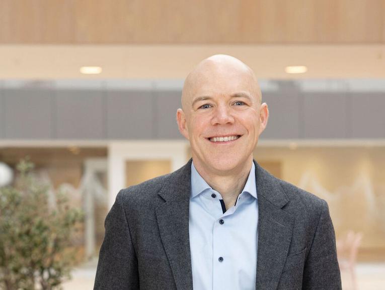 Screen Richard Yerbury