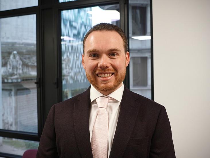 Uk Head Shot Josh Vincent London