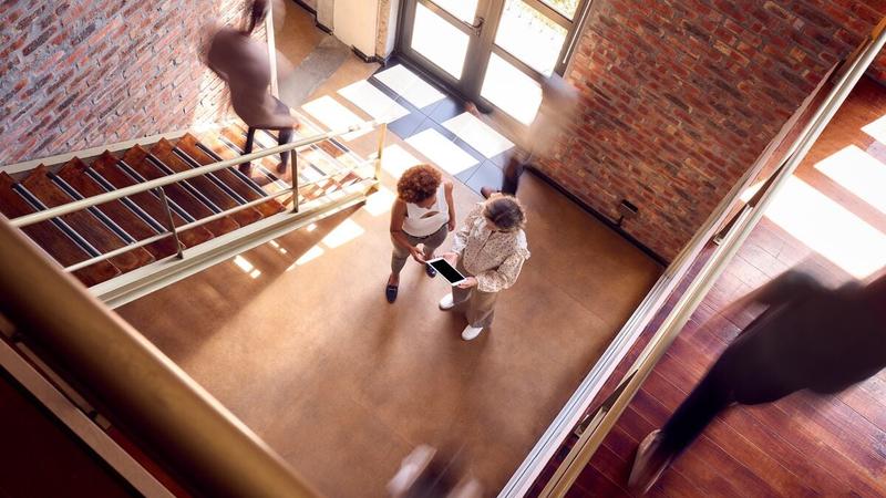 Az Grp 1200x663 Shutterstock 2269801485