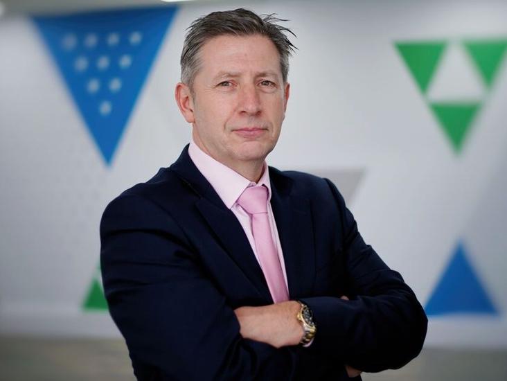 Uk Head Shot Steven Whitehead