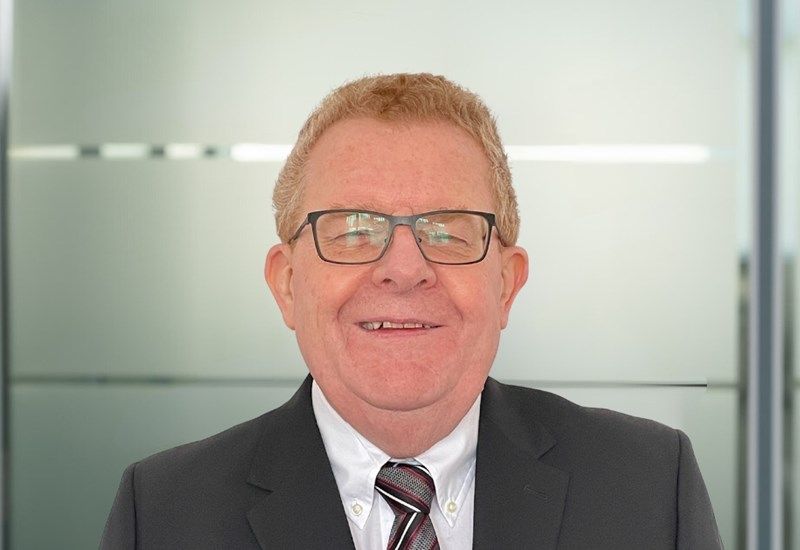 Steven Abbots New Headshot