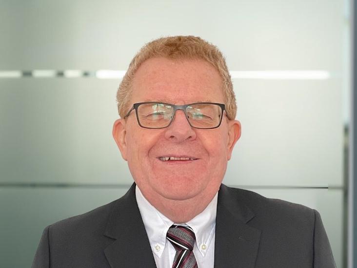 Steven Abbots New Headshot