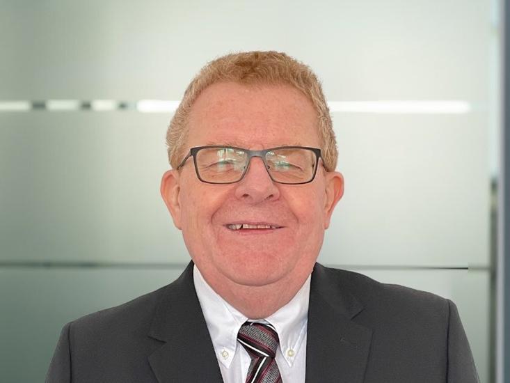 Steven Abbots New Headshot