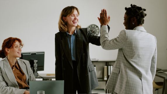 Az Uk Teaser   Azets Named On Eprivateclients Top Accountancy Firms List For 2025