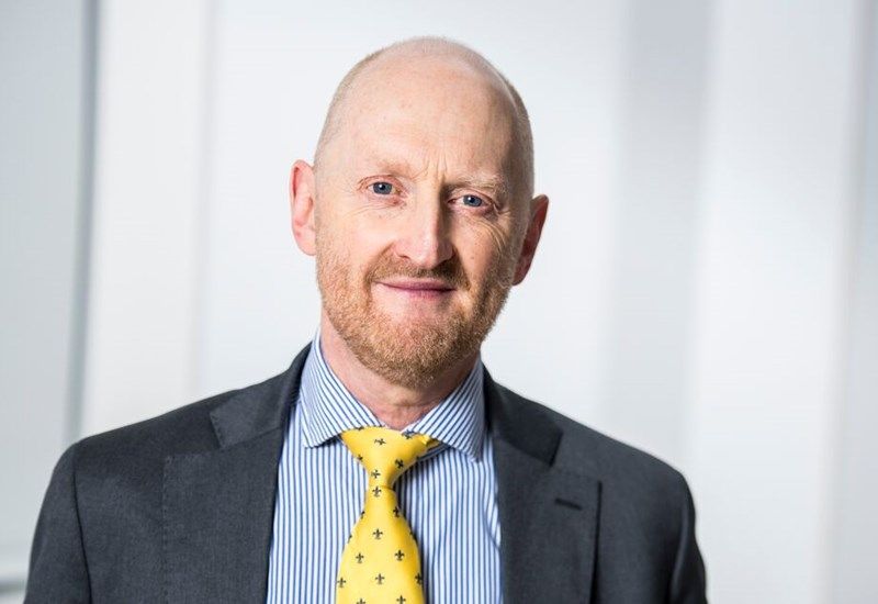 Uk Head Shot Robert Wardle 11 300dpi