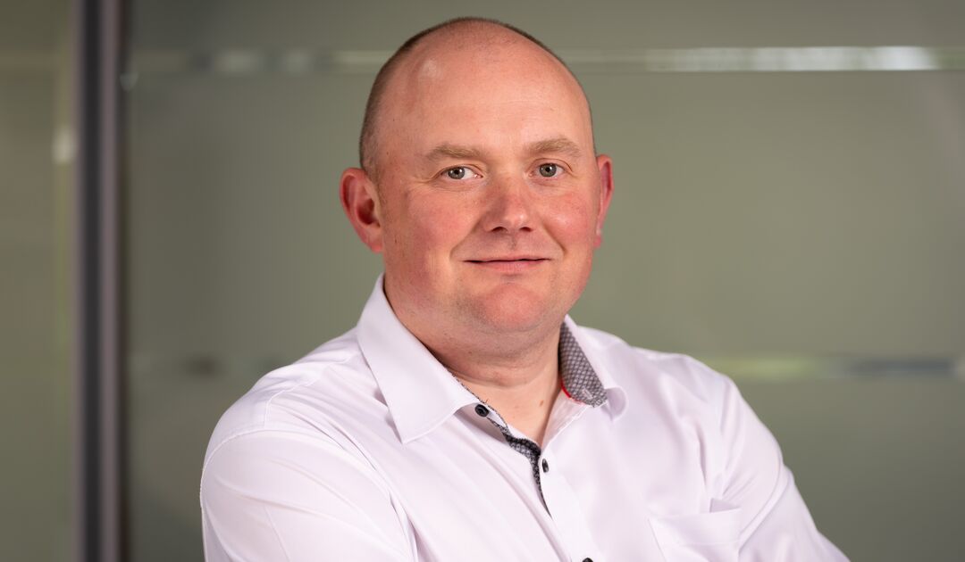 Damien Russell Headshot