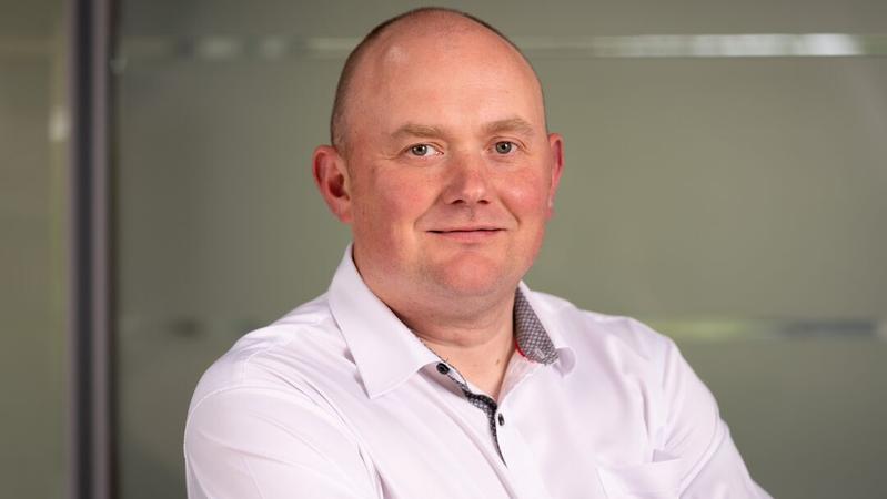 Damien Russell Headshot