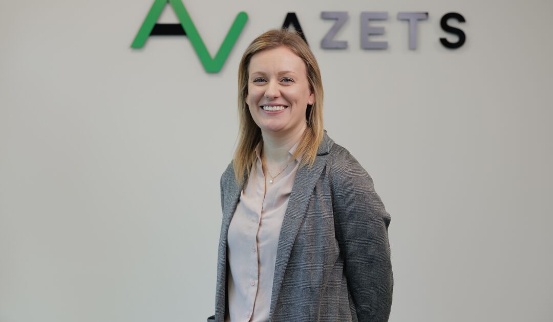 Uk Head Shot Becky Dawson