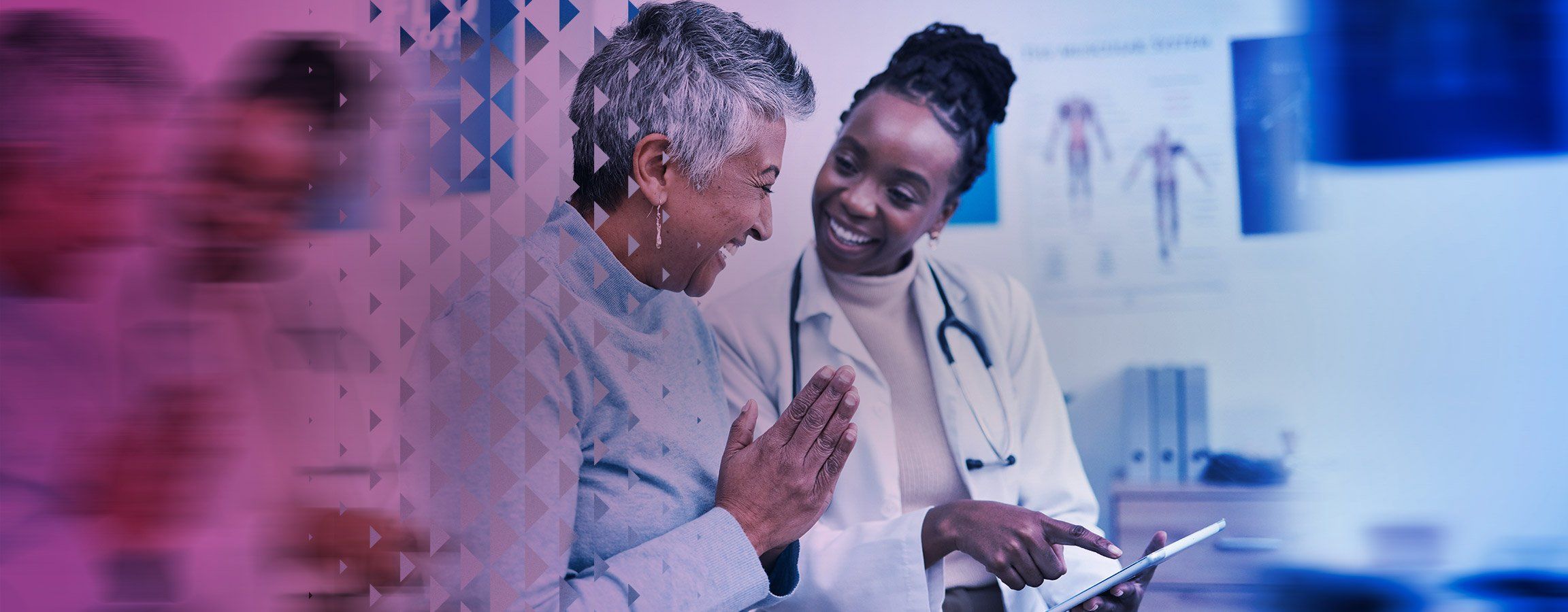 Lääkäri keskustelee potilaan kanssa