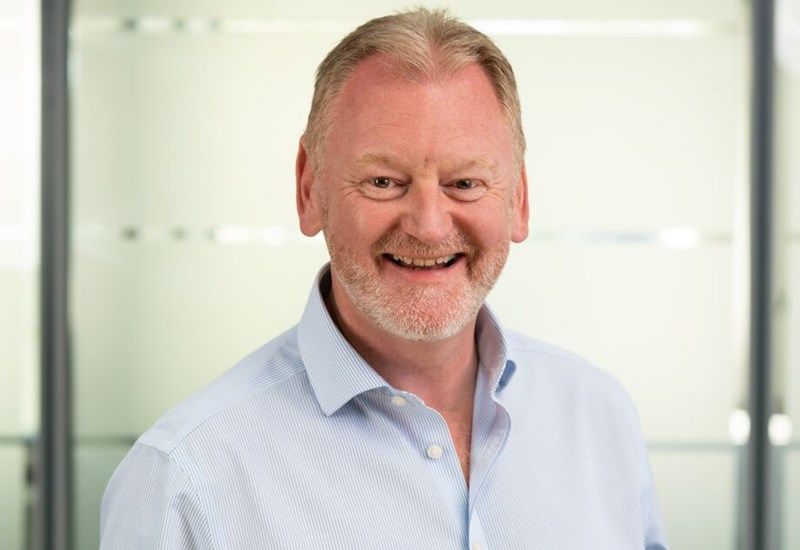 Uk Head Shot Murdoch Maclennan 004 Col 300dpi