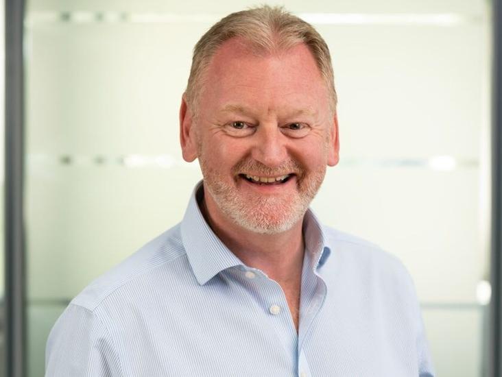 Uk Head Shot Murdoch Maclennan 004 Col 300dpi