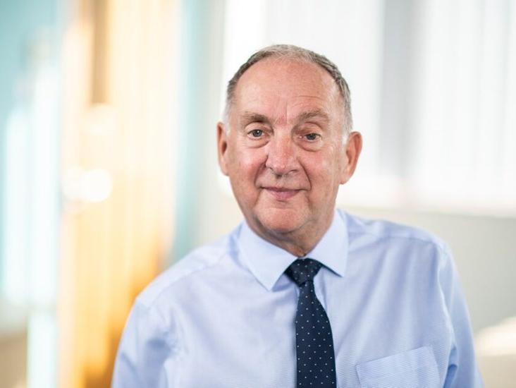 Uk Head Shot Rossendale Peter Johnson 05 300dpi