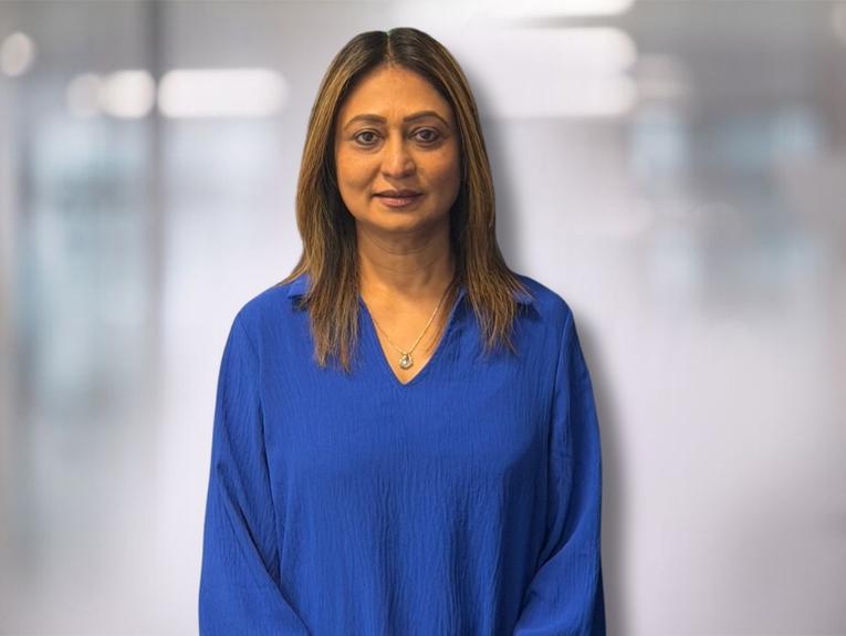 headshot of meera rajah