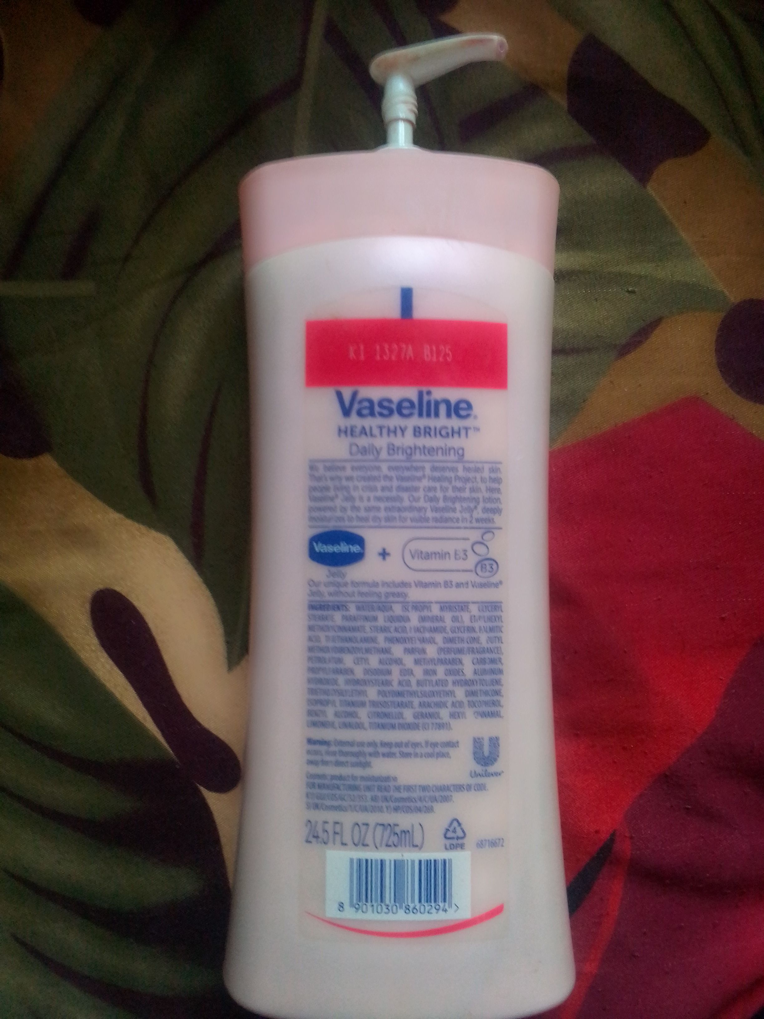 Vaseline® Healthy Bright Lotion