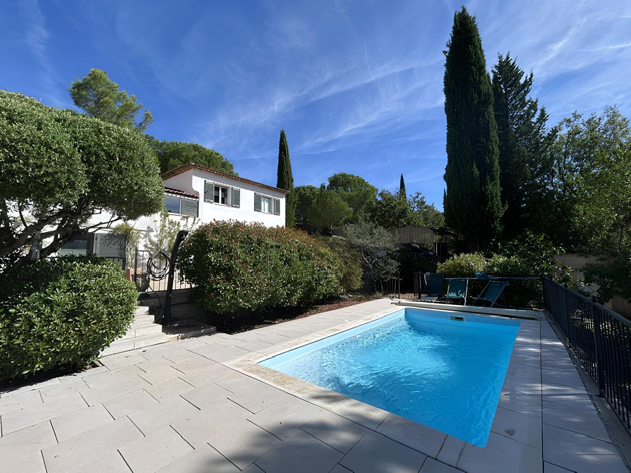 Maison 6 pièces 137 m² · à Camps-la-Source · 137 m² · 541 000 €