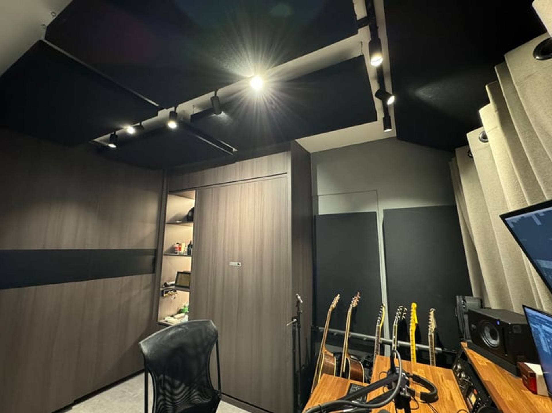 Mixing & Recording Studio