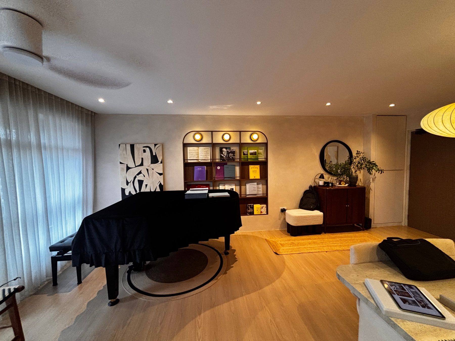 Grand Piano Living Room before acoustic treatment