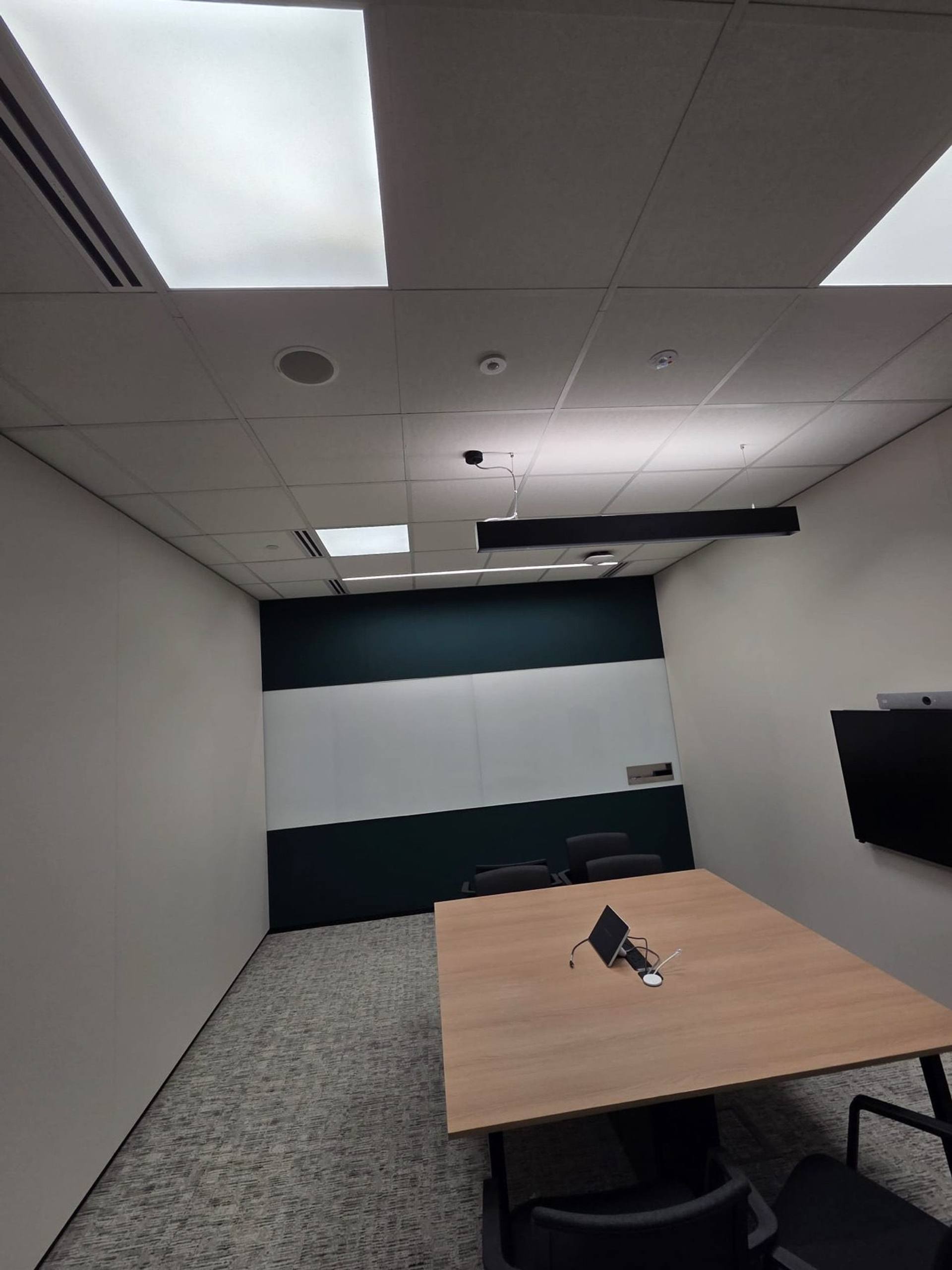 Corporate Meeting Rooms, Amazon Singapore Office: acoustic panels installed by Just Acoustics
