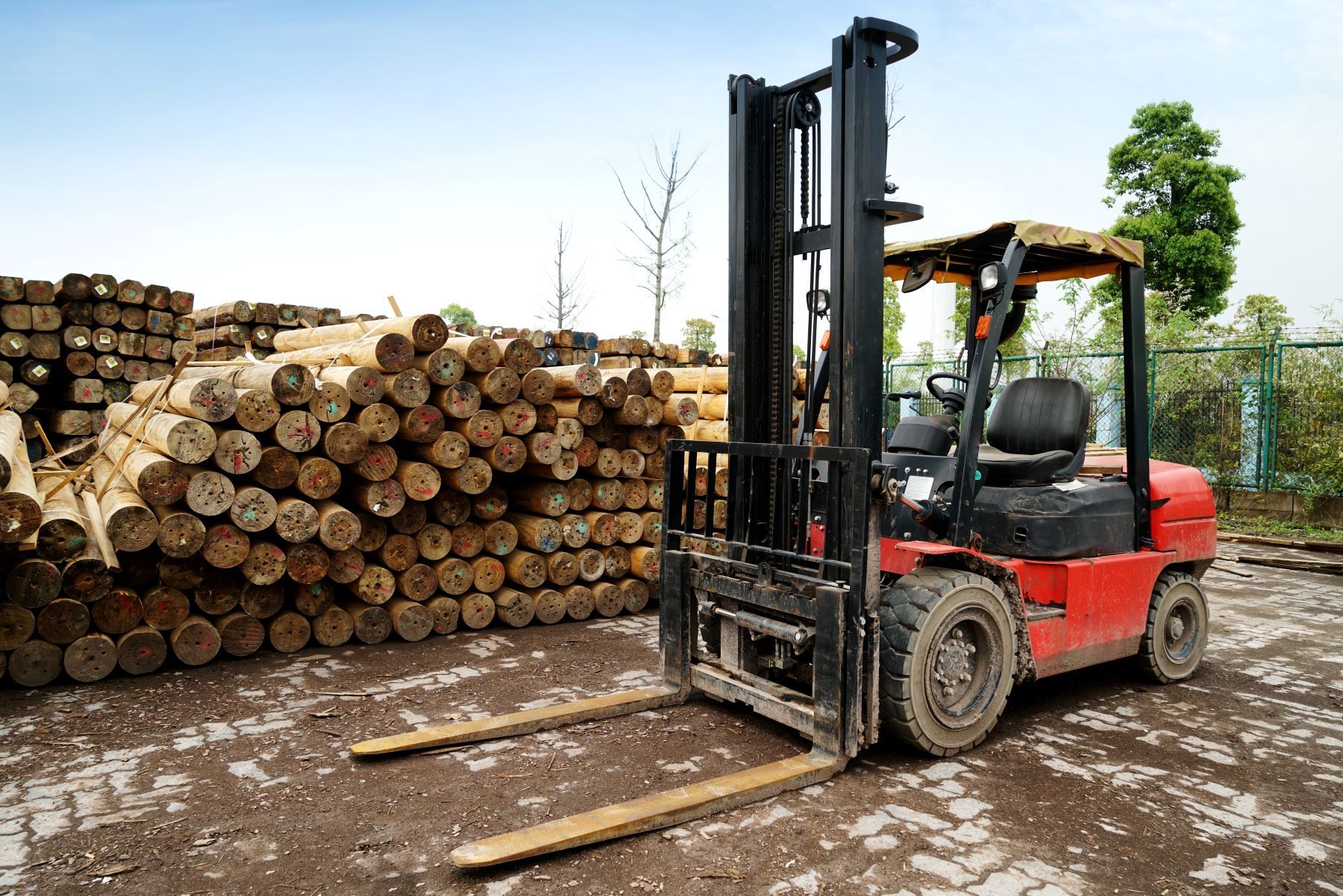 Inadequate Terrain Preparation Leads to a Forklift Accident Case Study