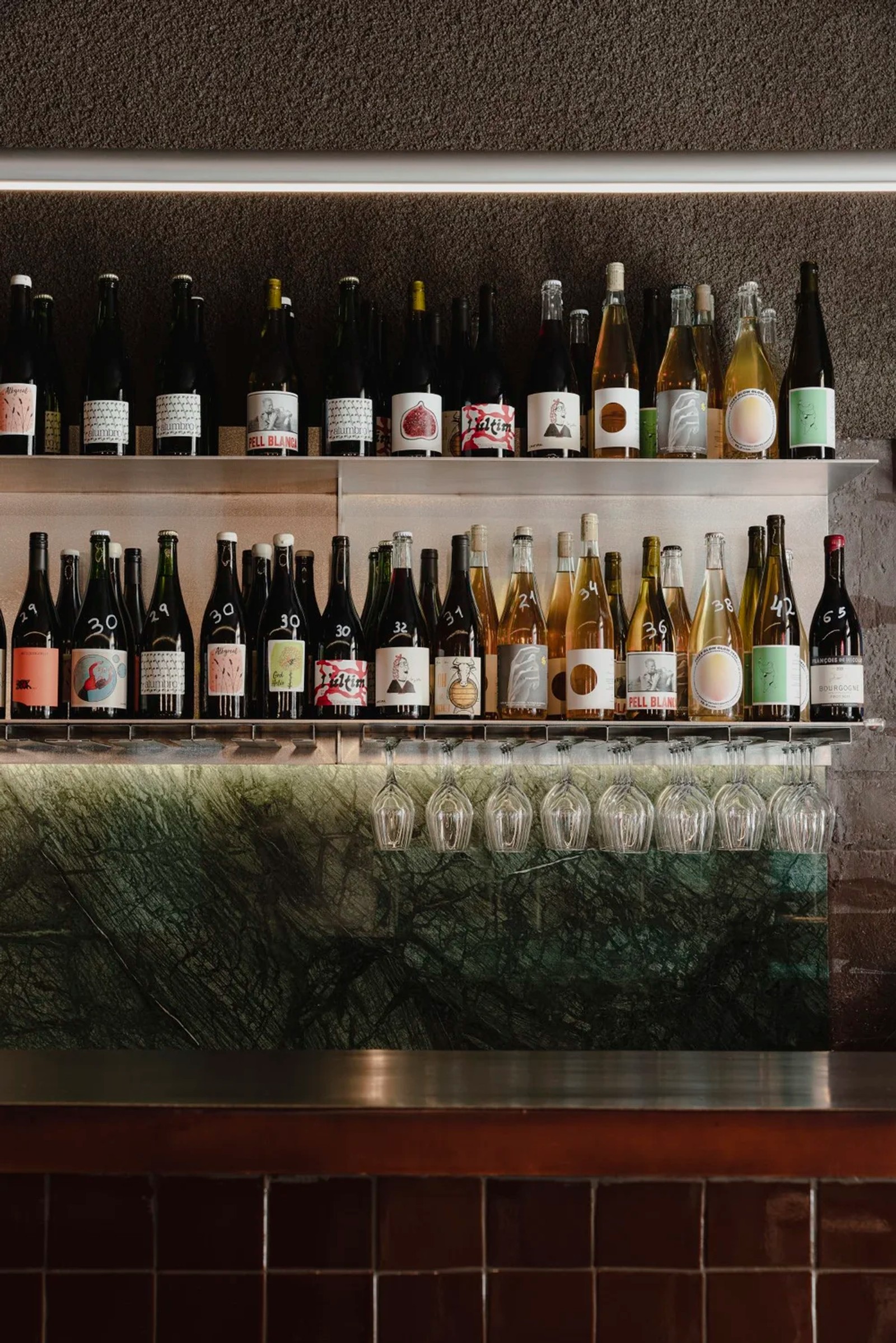 Interior de Casa Wine Bar