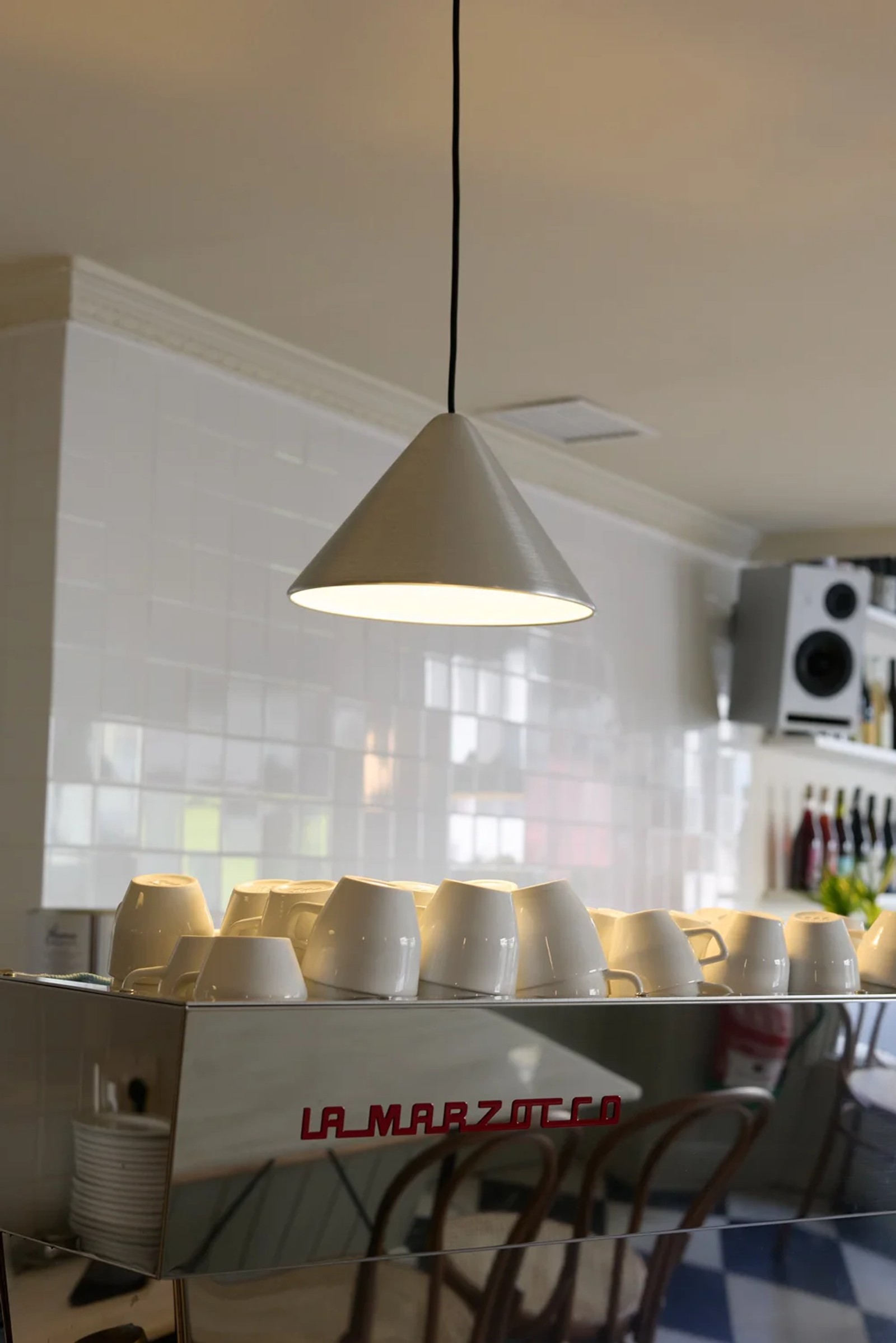 Detalle de sala de Casa Bar
