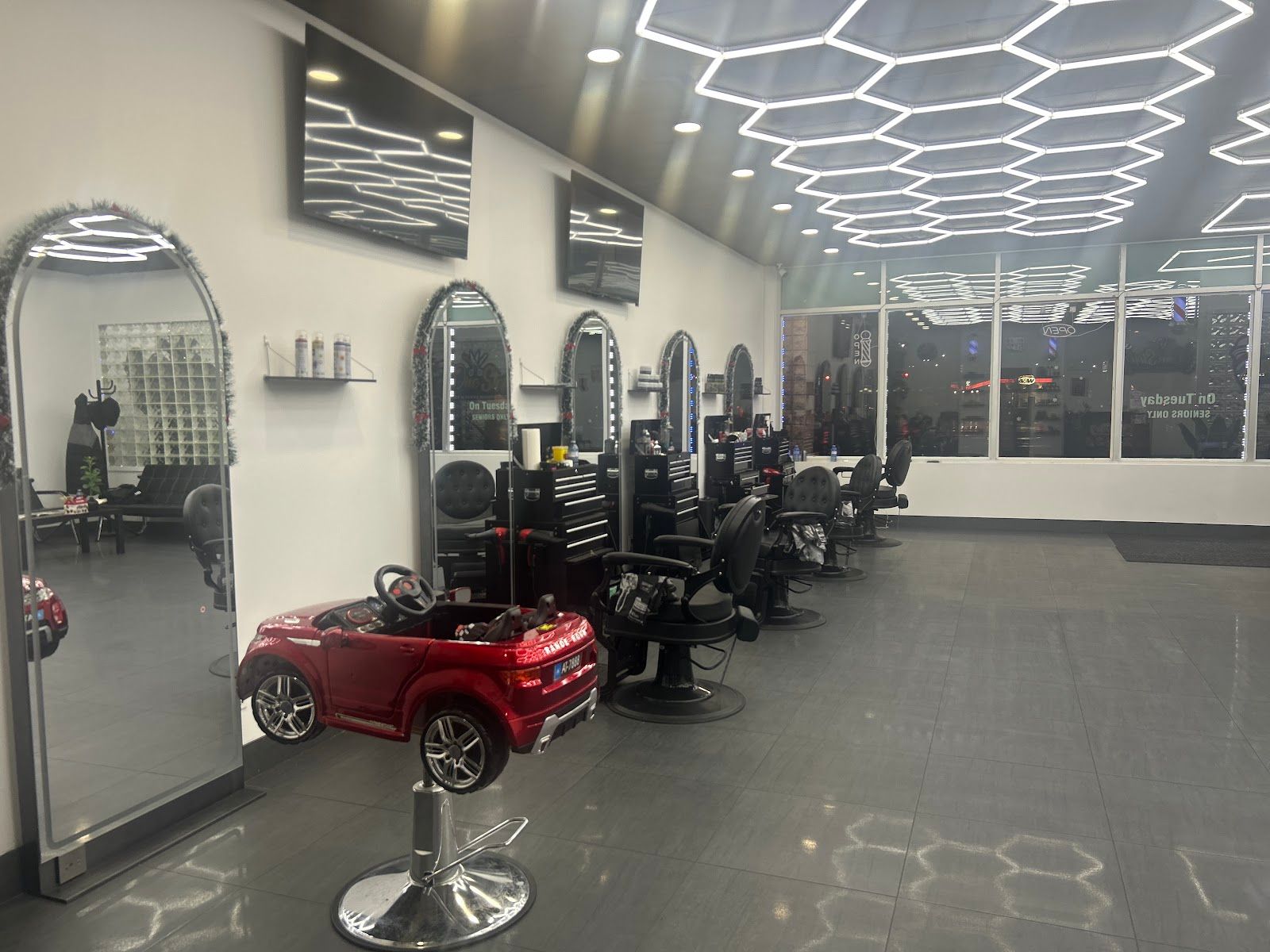 One Stop Cut N' Shave Barber Shop