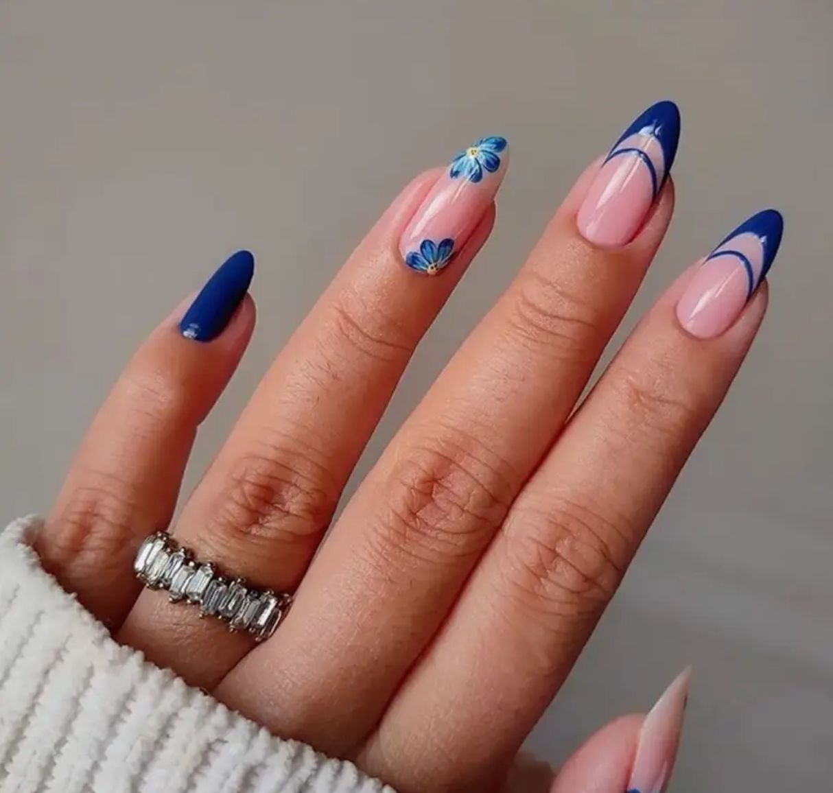 Darling Nails & Spa highlights