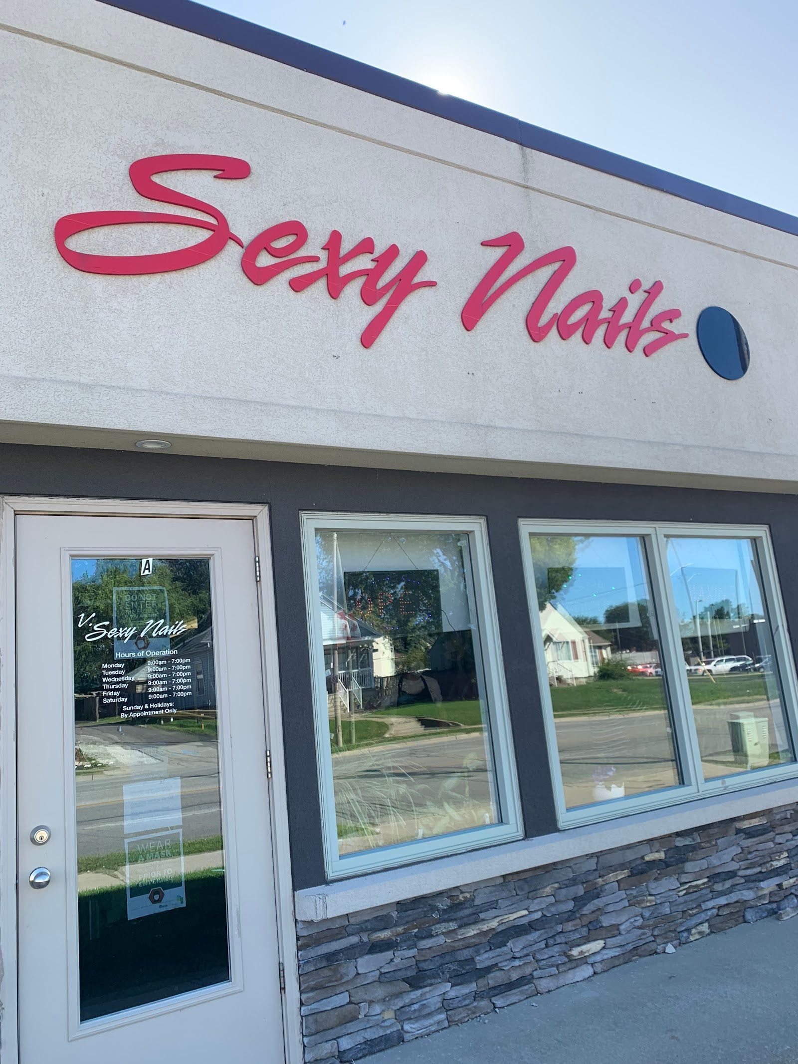 Sexy nails customer