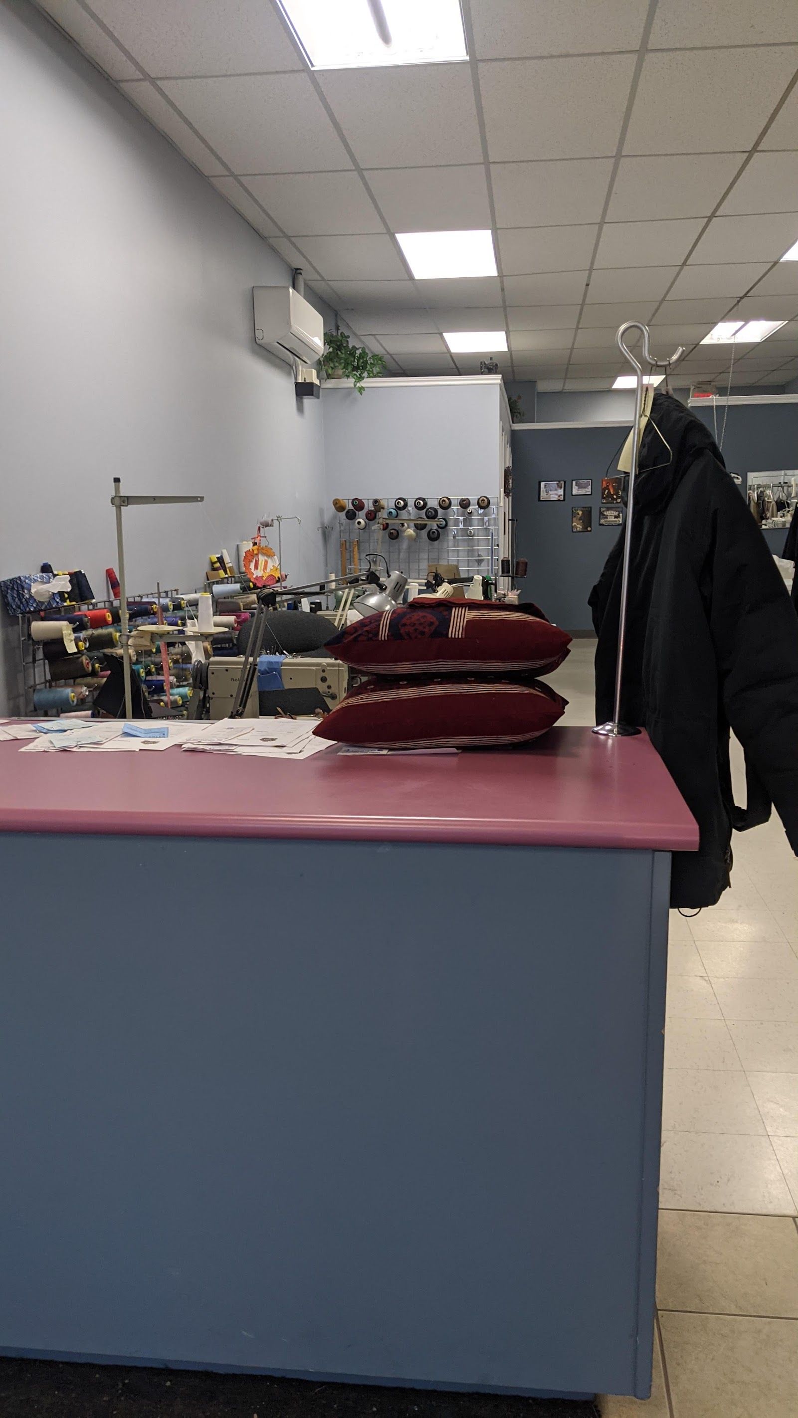 London Super Tailoring & Dry Cleaning highlights