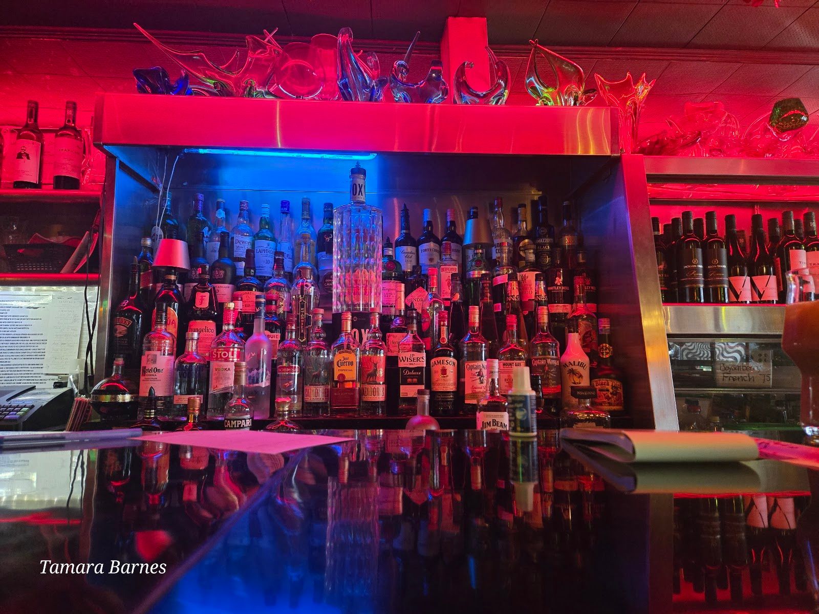 Lola's Lounge customer